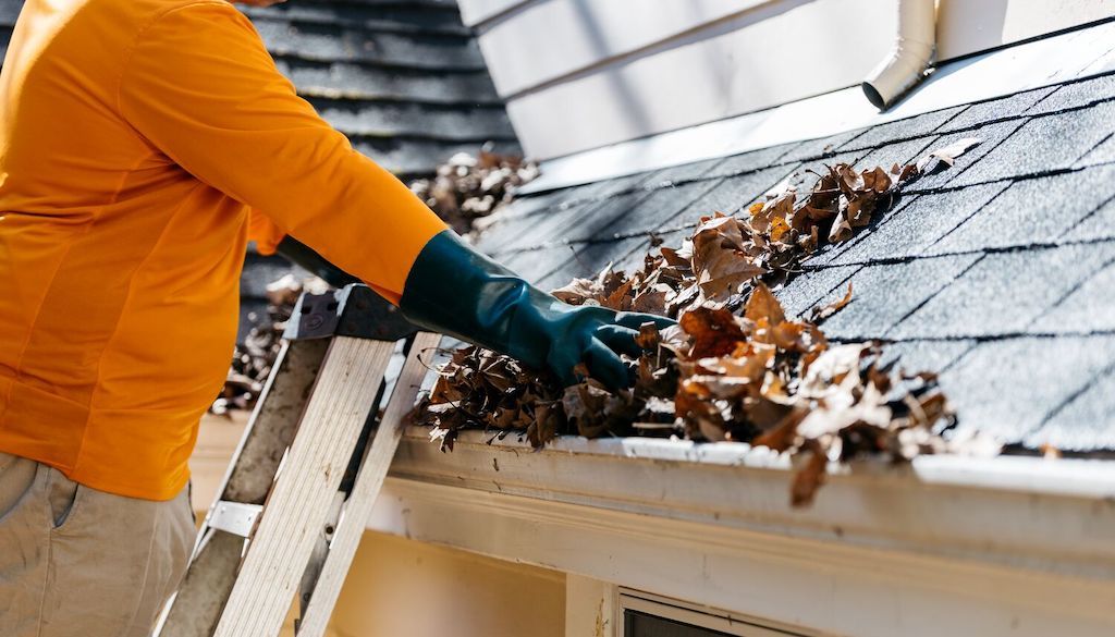 Yard Busters Landscaping - Eavestroughs Cleaning Services Calgary SW
