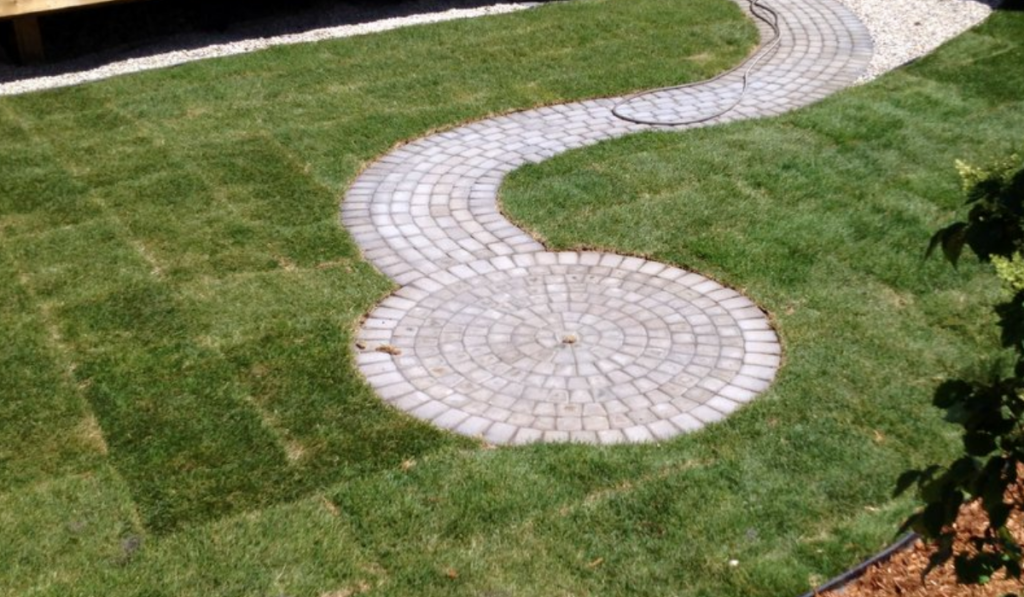 Yard Busters Landscaping - Paving Stone Installation